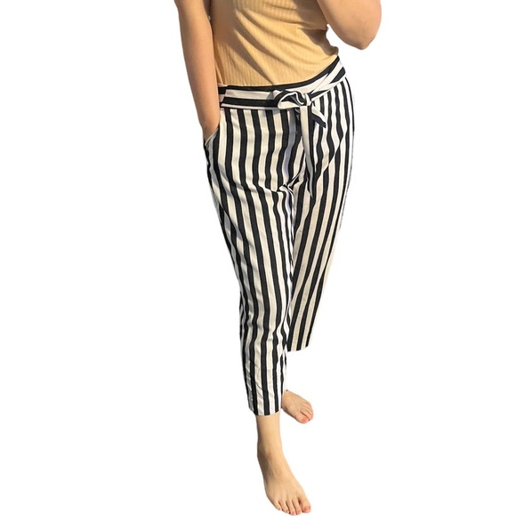 Worthington black and white vertical stripe pull on tie waist pants 10 petite - Picture 7 of 7
